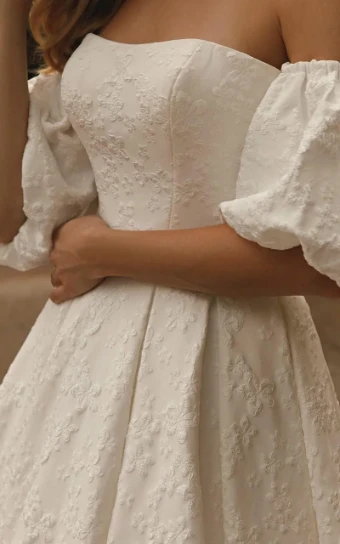 Elissar Grace #1 thumbnail